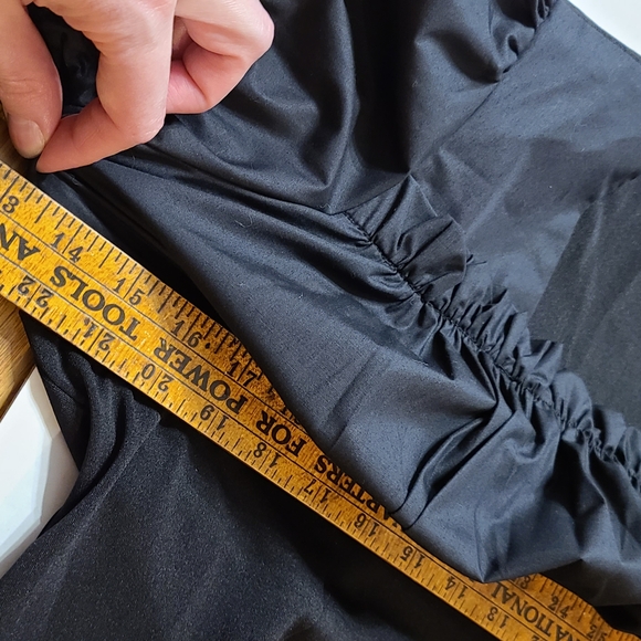 Scarlet Darkness Peasant Blouse - Picture 10 of 14